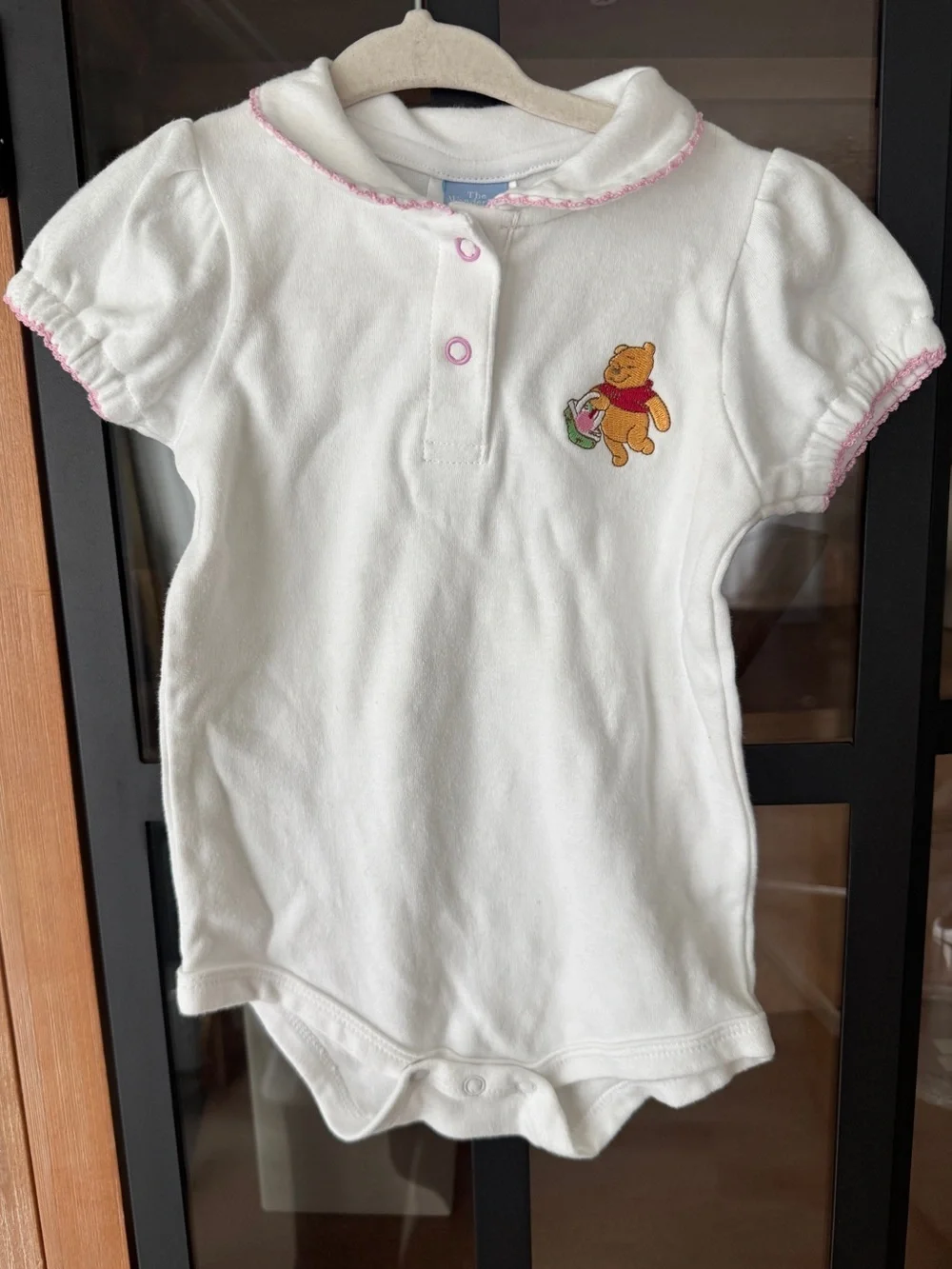Vintage y2k Disney Winnie The Pooh embroidered onesie romper baby girl collar